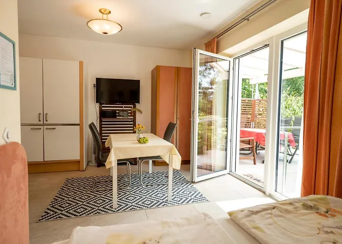 Im Garten - Haus Daniela *